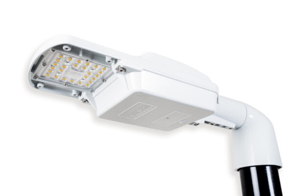 E 950 LANTERN 41 WATT LED 34MM - 42MM SIDE ENTRY & UNIVERSAL 76MM POST TOP BRACKET